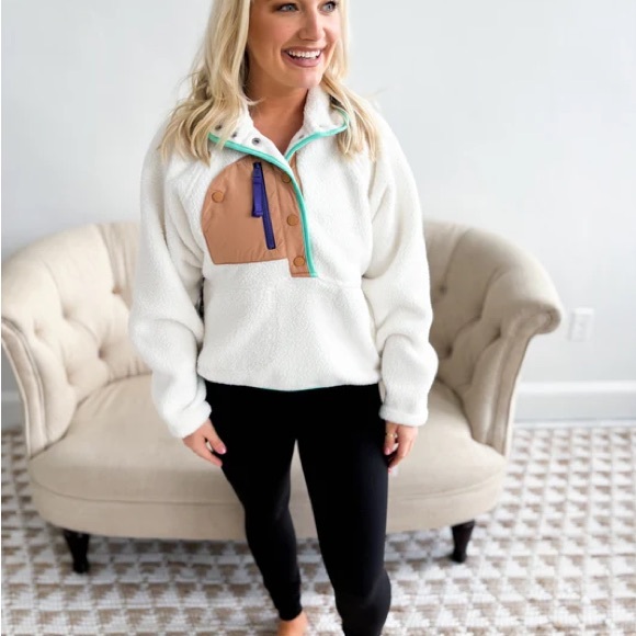 FP Movement by Free People Other - FP Movement Hit the Slopes Fleece Pullover, size Large